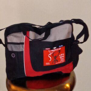 Leeds Black/Red Duffle Bag